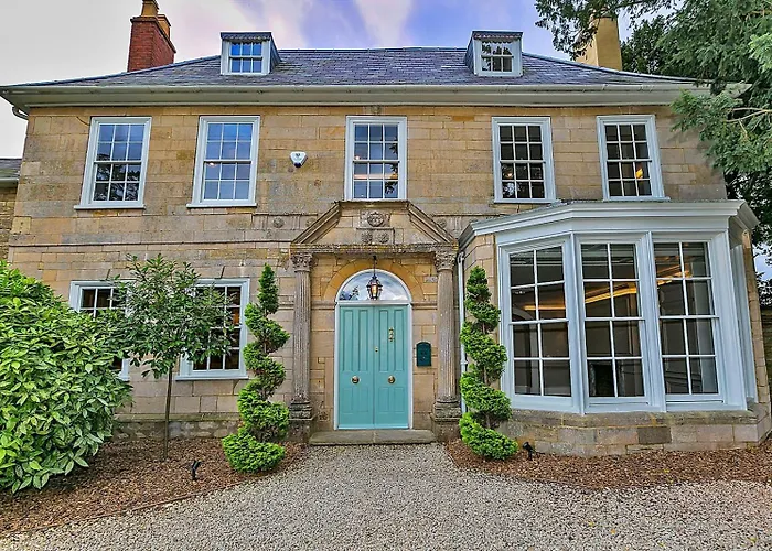 Finest Retreats - Ttich Manor Retreat